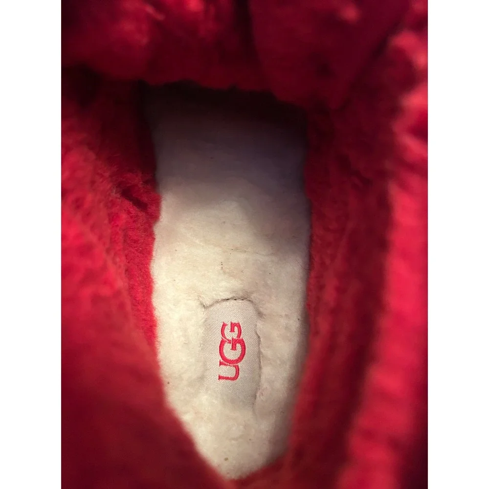 UGG Red Suede Chukka Boots Men's 11 Sheepskin lined Ankle Lace up